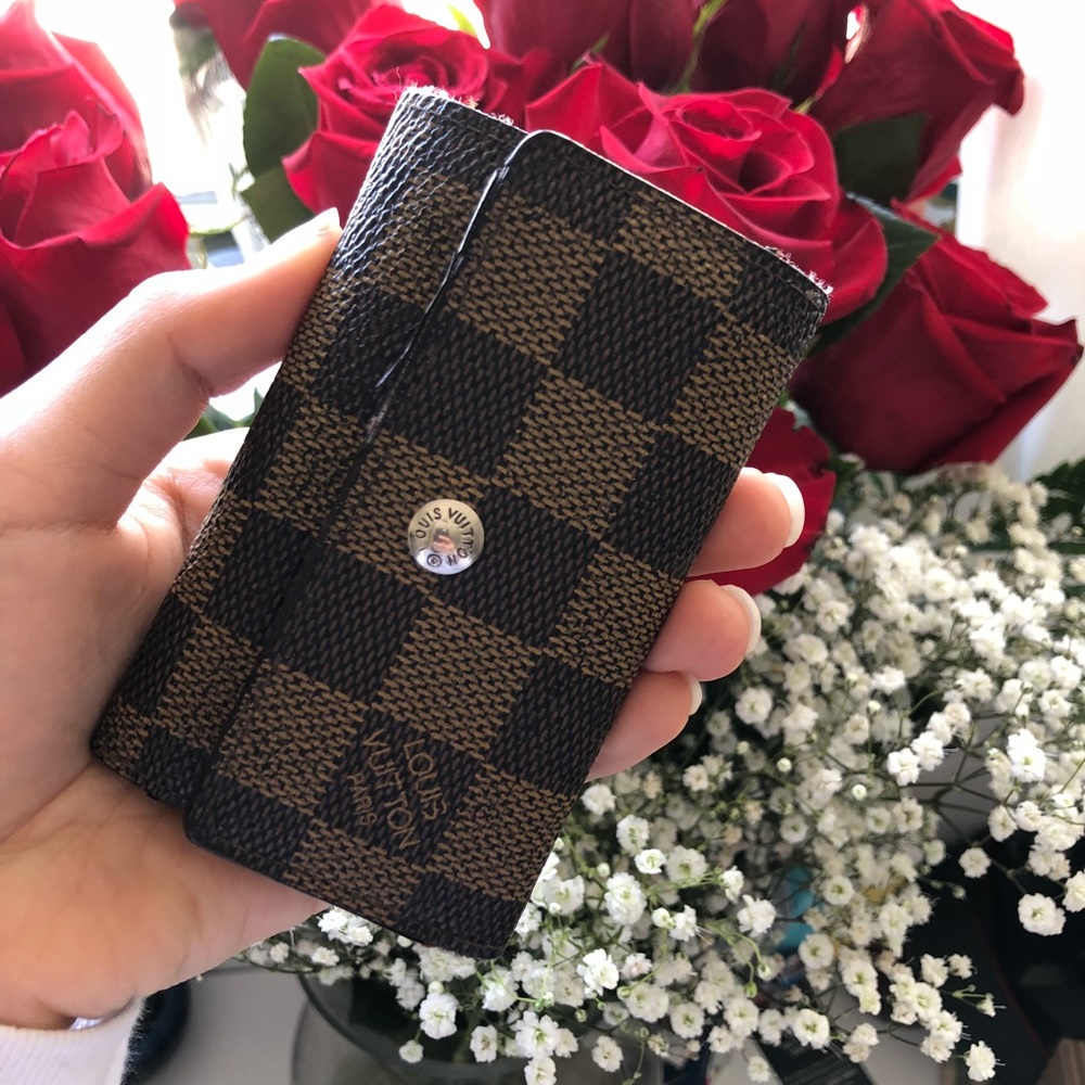 LOUIS VUITTON DAMIER EBENE 6 KEY HOLDER